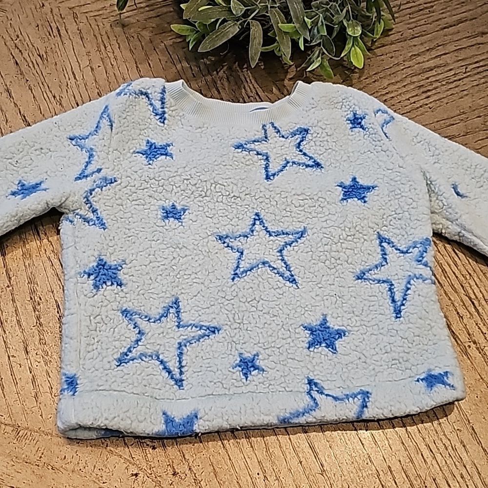 Star cozy sweatwe size 4/5 girls